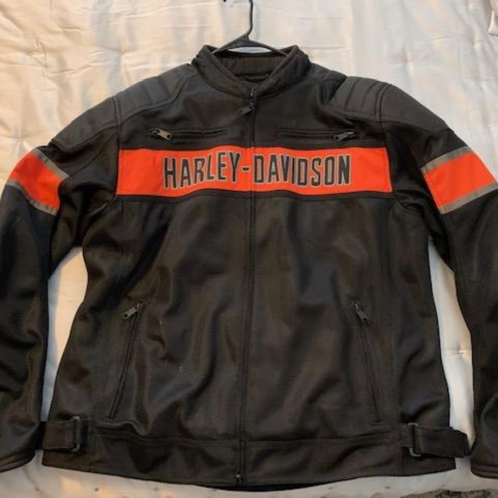 Harley Davidson (XL) Mesh Riding Jacket w/armor